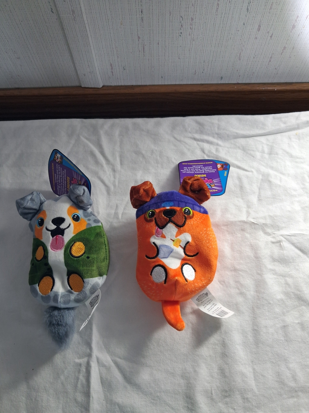 Dogs Vs Squirls Bean Bag Plush - Mike #029 And Sidney #028 With Tags
